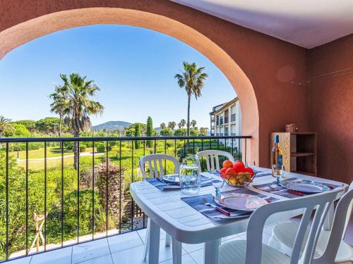 Gassin Apartment | Apartment Les Marines-16 by Interhome