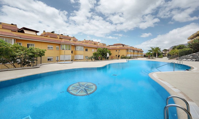 Santiago del Teide Apartment | Apartment 'Luxury Candesol' with Sea View, Shared Pool & Wi-Fi