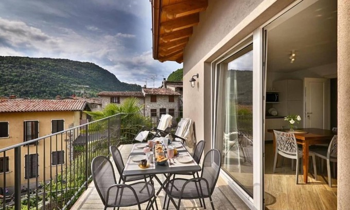 Prabione Apartment | Apartment 'Lucia' with Mountain View, Balcony and Wi-Fi