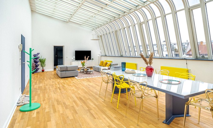 Mitte Apartment | Apartment-Luxury-Private Bathroom-City View-SKY LO