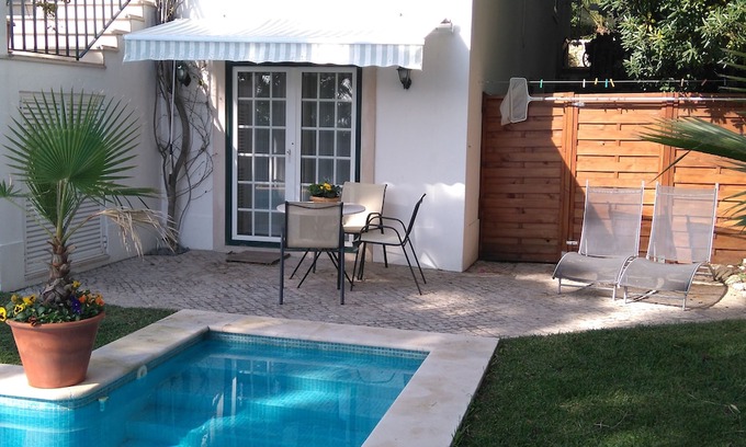 Zambujal Apartment | Apartment m. Pool u. Sea view, about 500m to the beach in Sesimbra for max. 4 pers