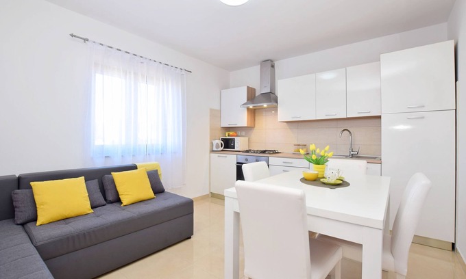 Vrsi Apartment | Apartment Maja (69521-A1) - Vrsi (Zadar)