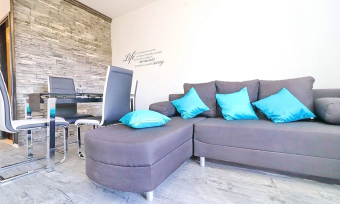 Prizba Apartment | Apartment Marjana Prizba with terrace