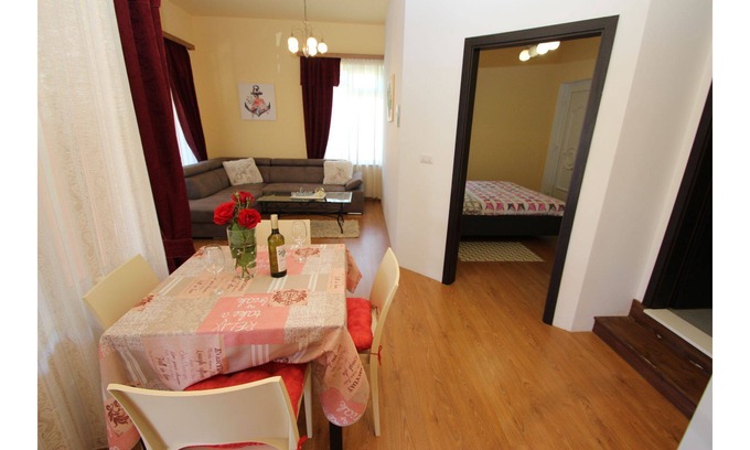 Kadumi Apartment | Apartment Markus for 2 - Pool & BBQ