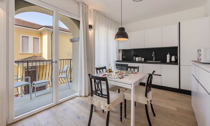 Torri del Benaco Apartment | 'Apartment ' My Town Home with Lake View, Balcony & Wi-Fi