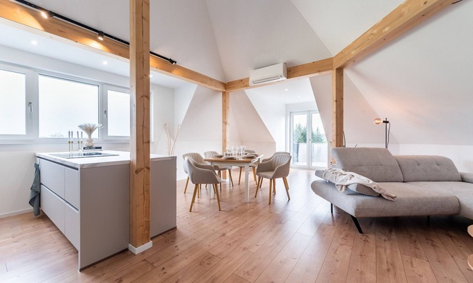 Hanichen Apartment | Apartment 'N8quartier' with Balcony, Wi-Fi and Air Conditioning