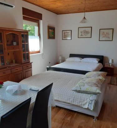 Zagreb Apartment | Apartment NATUR