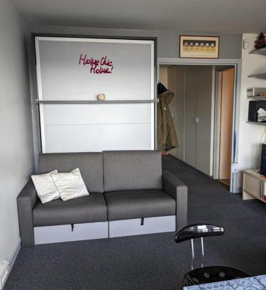 La Celle-sous-Gouzon Apartment | Apartment near La Défense Arena, extra parking