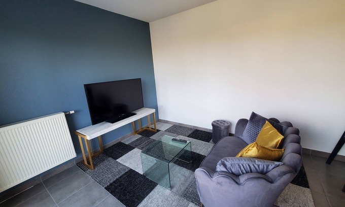 Eysines Apartment | Apartment near Bordeaux