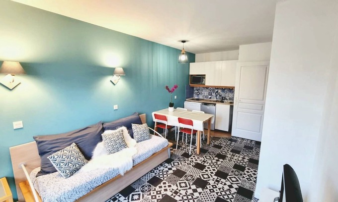 Serris Apartment | Apartment near Disneyland, Val d'Europe, Paris with shuttle #2