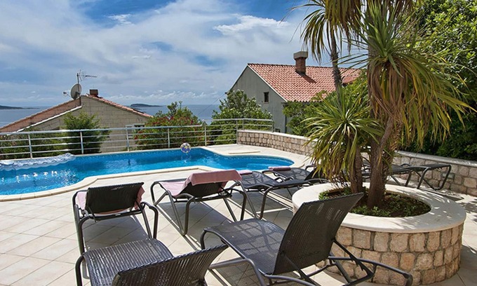Plat Apartment | Apartment no.5 at Luxurious Seaview Villa with Pool, Plat near Dubrovnik