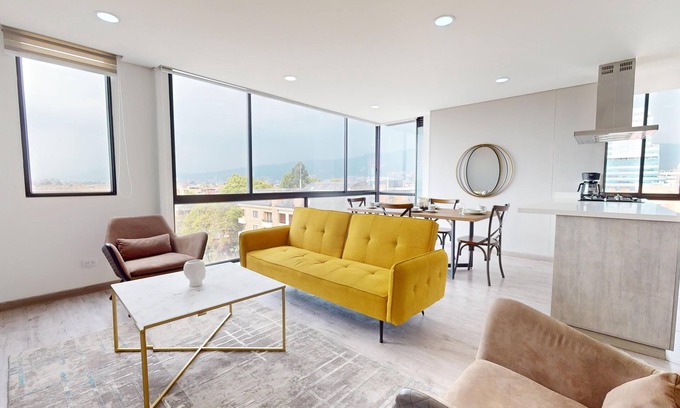 Chico Norte III Apartment | Apartment on High Floor in Exclusive Sector of Bogotá