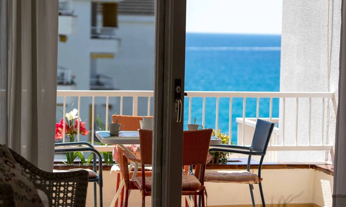 Lloret de Mar Apartment | Apartment on the beach