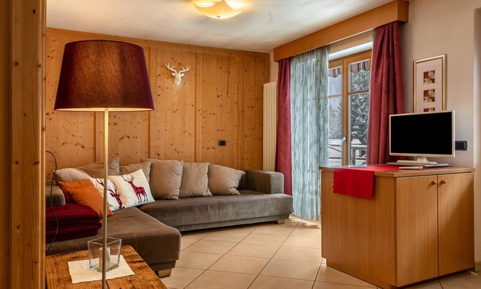 Campitello di Fassa Apartment | Apartment Pordoi with Mountain View, Private Terrace and Wi-Fi