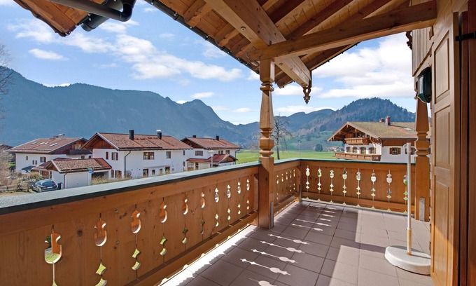 Unterwoessen Apartment | Apartment “Petrushof Ferienwohnung Taubensee” with Mountain View, Wi-Fi, Balcony