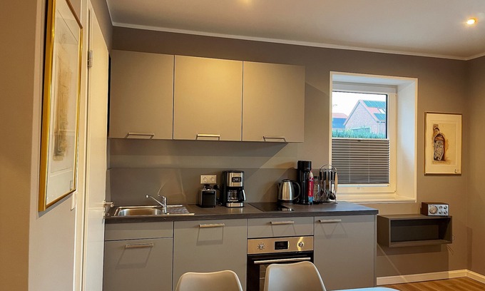 Dietrichsfeld Apartment | Apartment Prinzessin Aphrodite Disney+ Designer Wohnung
