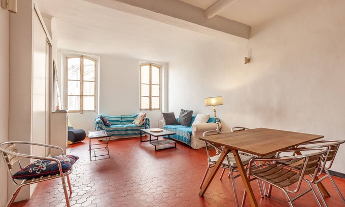 Les Grands Carmes Apartment | Apartment 'Quartier Historique The Place To Be'