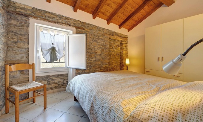 Stellanello Apartment | Apartment 'Ramma La Taggiasca' with Mountain View & Balcony