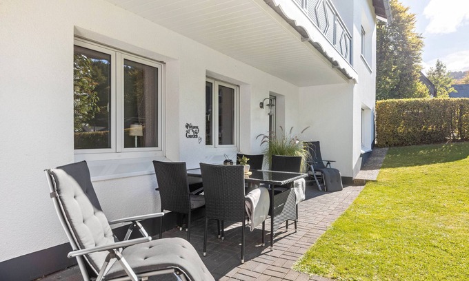 Grafschaft Apartment | Apartment 'Rastplatz' with Mountain View, Private Terrace and Wi-Fi
