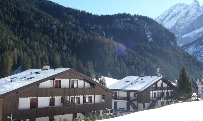 Alba Apartment | Apartment Residence Canazei strategic position (week 14-21 March 2020)