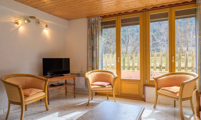La Bresse Apartment | Apartment 'Rez De Jardin' with Mountain View, Private Terrace and Wi-Fi