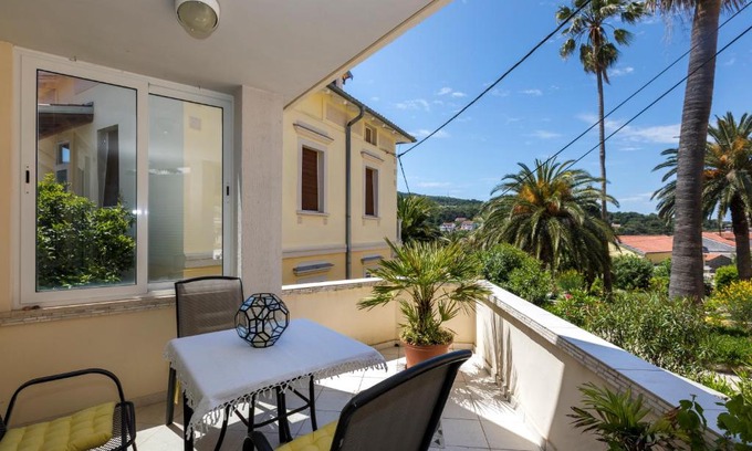 Veli Losinj Apartment | Apartment Romeo