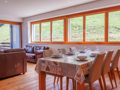 Noveli Apartment | Apartment Rosablanche E 107 by Interhome