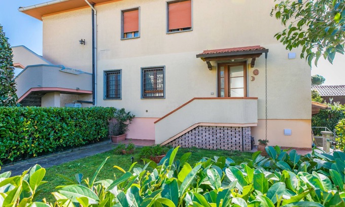 Rosignano Solvay Apartment | Apartment Saida by Interhome