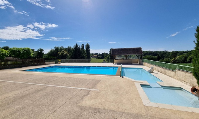 Saint-Genies Apartment | Apartment - Saint Génies- 4 pers - Swimming pool