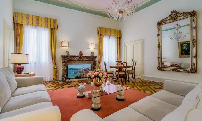 San Marco Villa | Apartment San Luca - Four Bedroom Villa, Sleeps 8