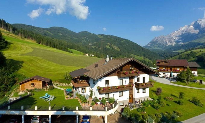 Muehlbach Am Hochkoenig Apartment | Apartment Schneeberg - House Huber