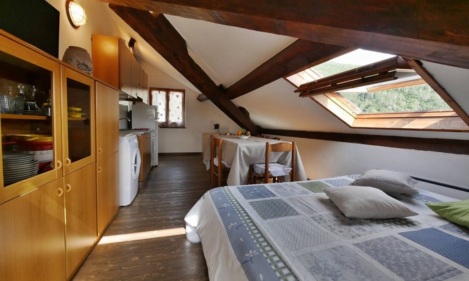 Deiva Marina Apartment | Apartment Sea Breeze Deiva Marina 4 Tinetto