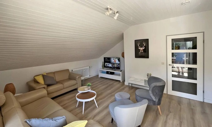 Schwalefeld Apartment | Apartment 'Sonnentraum' with Mountain View, Shared Terrace and Wi-Fi