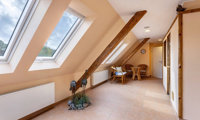 Usseln Apartment | Apartment 'Spatz' with Mountain View, Shared Garden and Wi-Fi
