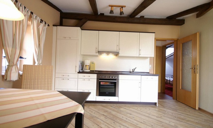 Lemkendorf Apartment | Apartment "Sperlings Lus" on the farm "Hofbude Fehmarn" on Fehmarn