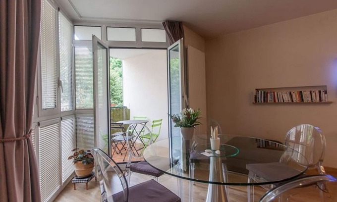 Aix-en-Provence Historic Centre Apartment | Apartment standing 50m2, asc, park and terrace in the historic center of Aix