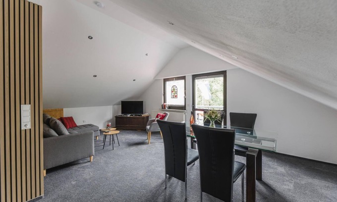 Schmallenberg Apartment | Apartment 'Storchennest' with Shared Garden, Balcony and Wi-Fi