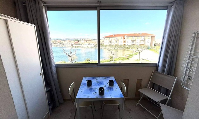Port-la-Nouvelle Apartment | Apartment Studio-Cabin sleeps 3 PORT-LA NOUVELLE