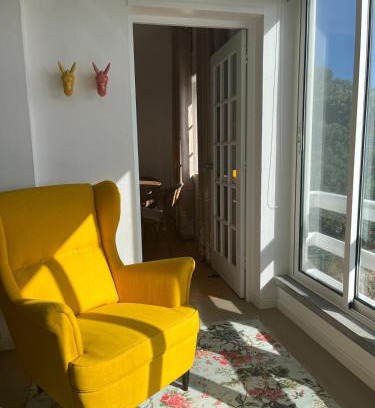 Praia da Vitoria Apartment | Apartment T2 1st floor Pools Porto Martins