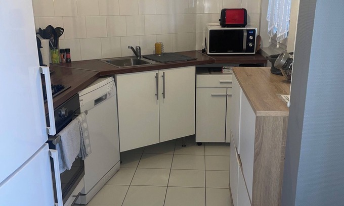 Montbard Apartment | Apartment T3 La Résidence Du Canal de Bourgogne, Montbard 21500