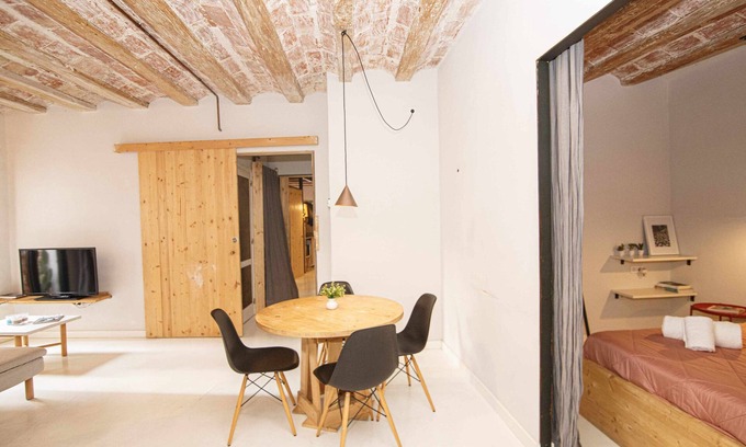 Old Town Apartment | Apartment Tr Auriga in the Barri Vell, Girona