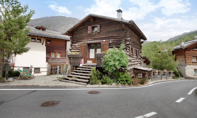 Trepalle Apartment | Apartment "Trepalle House" with Mountain View, Garden & Balcony