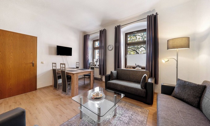Bautzen Apartment | Apartment 'Urlaub Zwischen 17 Türmen' with Balcony
