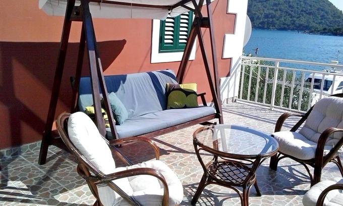 Blace Apartment | Apartment Vedran (50811-A1) - Blace (Opuzen)