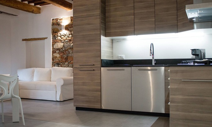 Lucca Historical Center Apartment | Apartment Via Fillungo Lucca Historical Center Walls