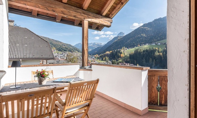 Ortisei Apartment | Apartment "Villa Erina D3" with Mountain View, Terrace & Wi-Fi