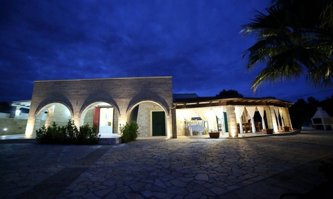 Posto Vecchio Apartment | Apartment 'Villa Magia 1' with Private Terrace, Wi-Fi and Air Conditioning