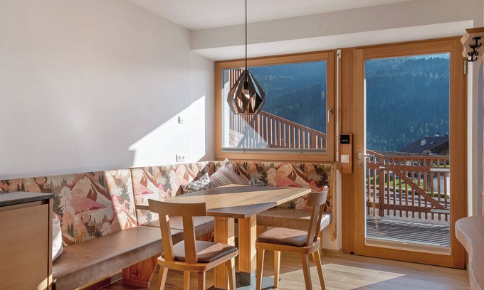 Daunei Apartment | Apartment 'Villa Solinda App Vivaldi' with Mountain View, Private Terrace and Wi-Fi