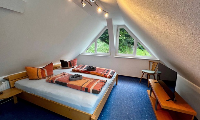 Kirnbach Apartment | Apartment 'Vogelnest' with Mountain View, Shared Pool and Wi-Fi – Not Suitable for Dogs