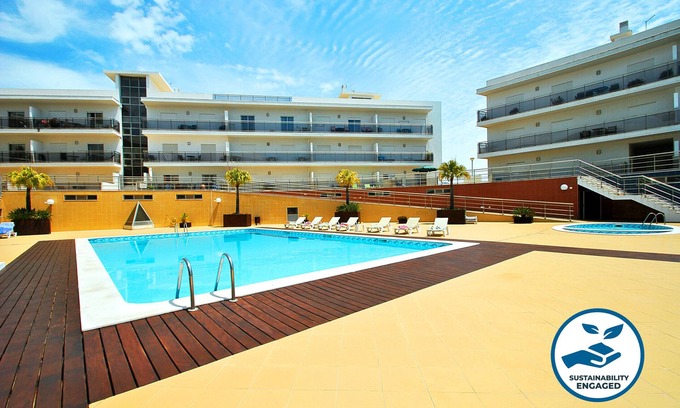 Correeira Apartment | Apartment w/Jacuzzi & Pool, Albufeira